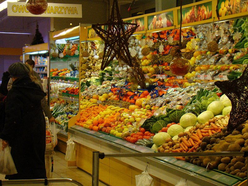 Grocery shopping money-saving tips