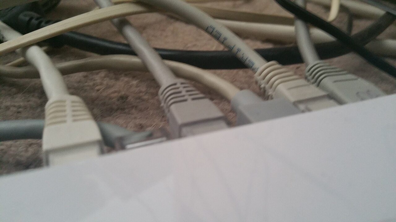 wired ethernet connection using network cables plugged into a home router